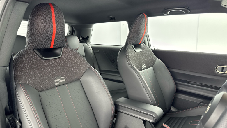 MINI Cooper 2.0 S Exclusive 3dr Auto Petrol Hatchback